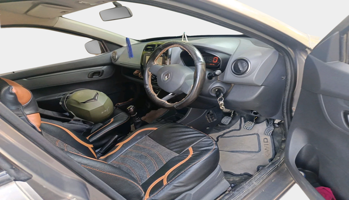 2016 Renault Kwid RXT EDITION, Petrol, Manual, 56,219 km, interior