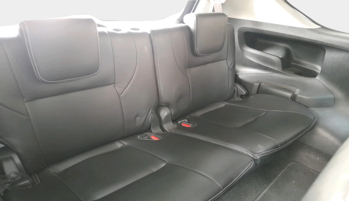 2017 Toyota Innova Crysta 2.8 GX AT 7 STR, Diesel, Automatic, 1,09,744 km, interior