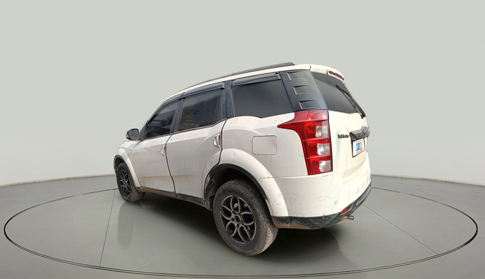 2016 Mahindra XUV500 W10, Diesel, Manual, 1,47,207 km, exterior