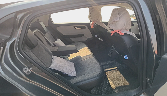 2023 Tata ALTROZ XZ PETROL, Petrol, Manual, 25,562 km, interior