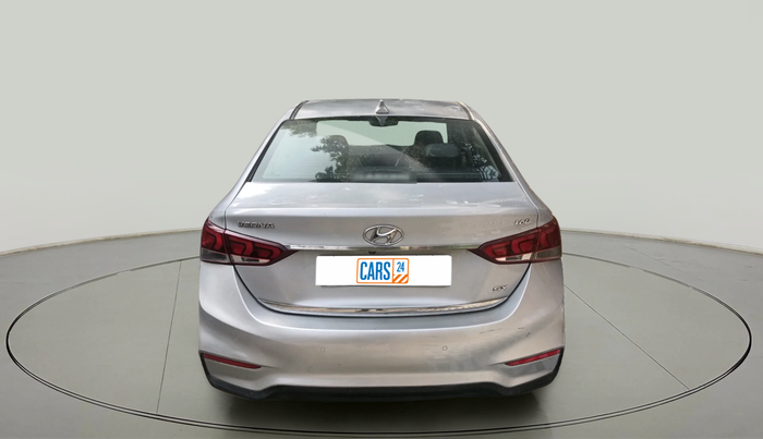 2017 Hyundai Verna 1.6 SX (O) CRDI MT, Diesel, Manual, 1,17,348 km, exterior