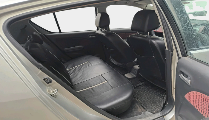 2012 Maruti Ritz VDI, Diesel, Manual, 79,915 km, interior