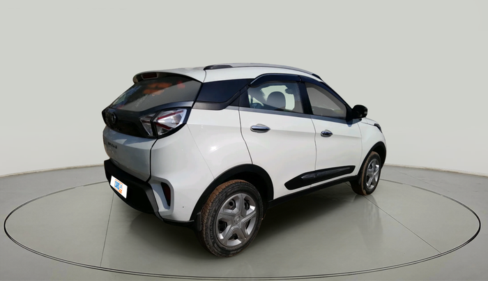 2022 Tata NEXON XM SUNROOF PETROL, Petrol, Manual, 30,316 km, exterior