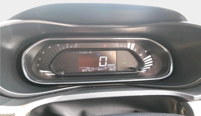 2022 Tata NEXON XM SUNROOF PETROL, Petrol, Manual, 30,316 km, interior