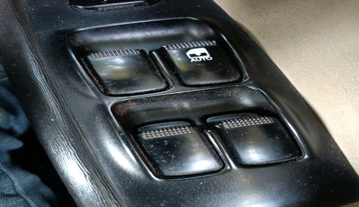 2012 Hyundai i10 MAGNA 1.1, Petrol, Manual, 65,223 km, interior