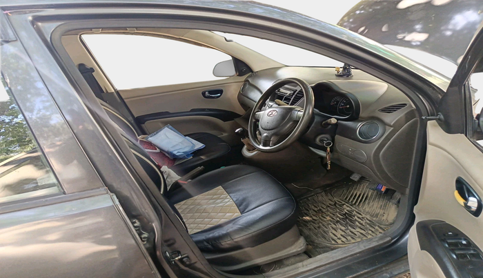 2012 Hyundai i10 MAGNA 1.1, Petrol, Manual, 65,223 km, interior