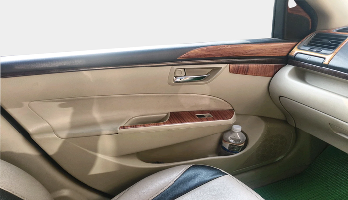 2015 Maruti Swift Dzire VXI, Petrol, Manual, 39,299 km, interior