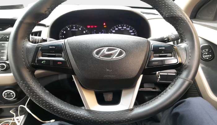 2017 Hyundai Creta E PLUS 1.6 PETROL, Petrol, Manual, 52,500 km, interior