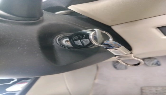 2017 Maruti Dzire VDI, Diesel, Manual, 1,11,836 km, interior