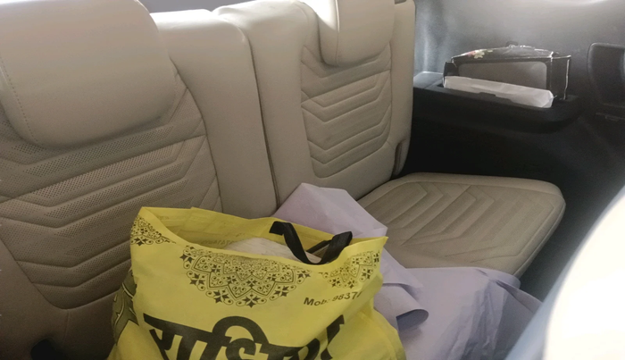 2022 KIA CARENS LUXURY 1.5 DIESEL 7 STR, Diesel, Manual, 1,04,000 km, interior