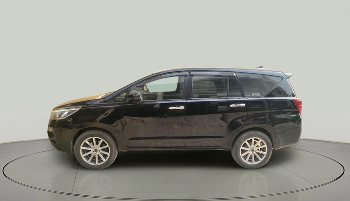 2017 Toyota Innova Crysta 2.4 VX 7 STR, Diesel, Manual, 1,48,077 km, exterior