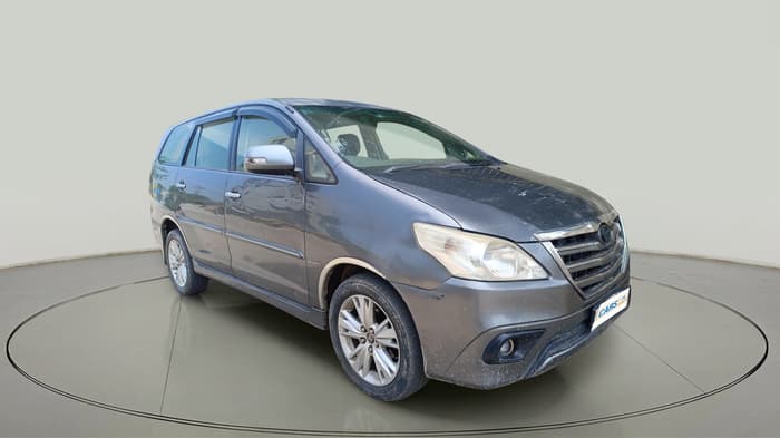 2013 Toyota Innova 2.5 VX 7 STR, Diesel, Manual, 1,79,790 km, exterior