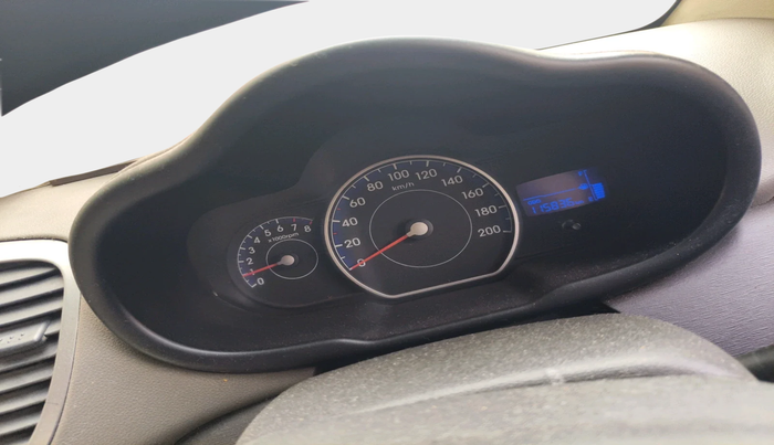 2011 Hyundai i10 MAGNA 1.2, Petrol, Manual, 1,15,836 km, interior