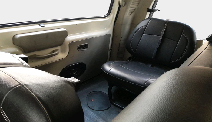 2018 Mahindra Scorpio S5, Diesel, Manual, 79,144 km, interior