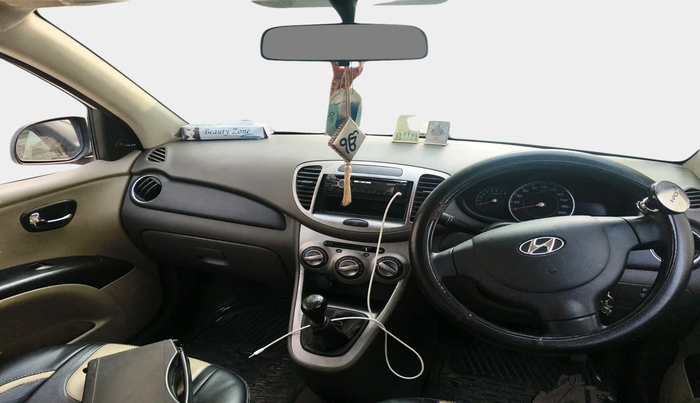 2013 Hyundai i10 MAGNA 1.1, Petrol, Manual, 21,752 km, interior