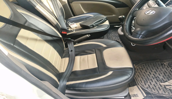 2013 Hyundai i10 MAGNA 1.1, Petrol, Manual, 21,752 km, interior