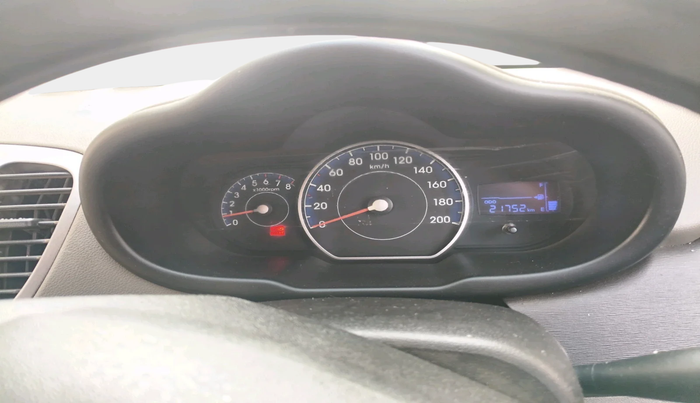 2013 Hyundai i10 MAGNA 1.1, Petrol, Manual, 21,752 km, interior