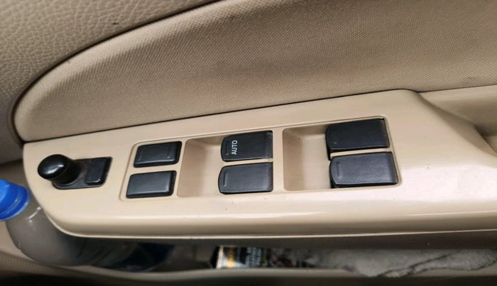 2015 Maruti Swift Dzire VDI ABS, Diesel, Manual, 1,21,198 km, interior