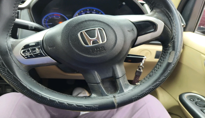 2016 Honda Amaze 1.5L I-DTEC SX, Diesel, Manual, 1,17,507 km, interior