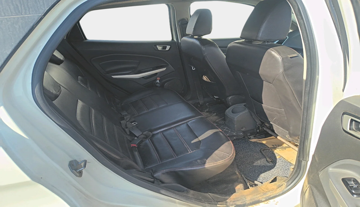 2017 Ford Ecosport TITANIUM 1.5L DIESEL, Diesel, Manual, 1,41,391 km, interior