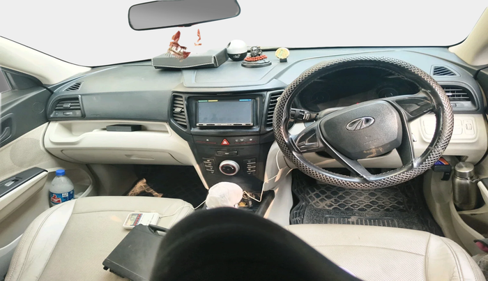 2022 Mahindra XUV300 W4 1.5 DIESEL, Diesel, Manual, 74,870 km, interior