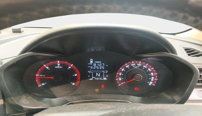 2022 Mahindra XUV300 W4 1.5 DIESEL, Diesel, Manual, 74,870 km, interior