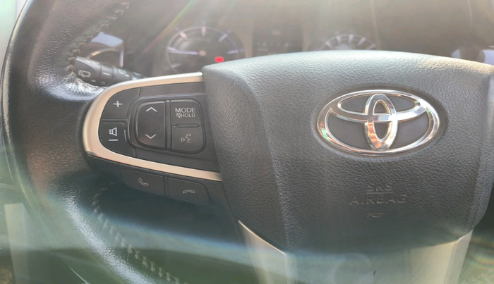 2017 Toyota Innova Crysta 2.4 VX 7 STR, Diesel, Manual, 98,487 km, interior