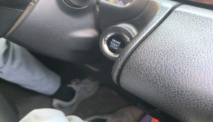 2017 Toyota Innova Crysta 2.4 VX 7 STR, Diesel, Manual, 98,487 km, interior