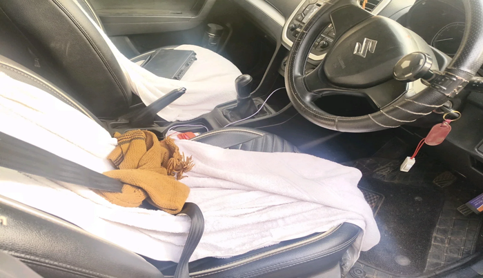 2021 Maruti Vitara Brezza LXI, Petrol, Manual, 60,717 km, interior