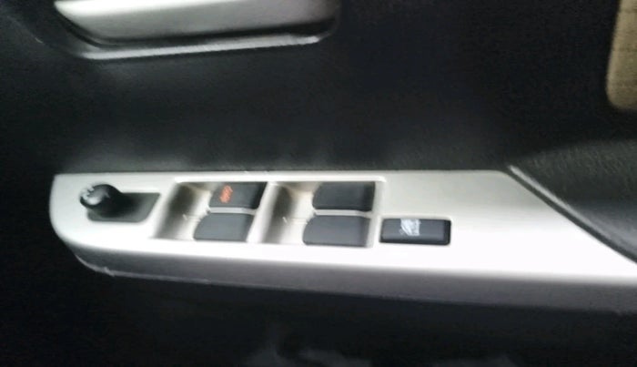 2014 Maruti Wagon R 1.0 VXI, Petrol, Manual, 42,240 km, interior