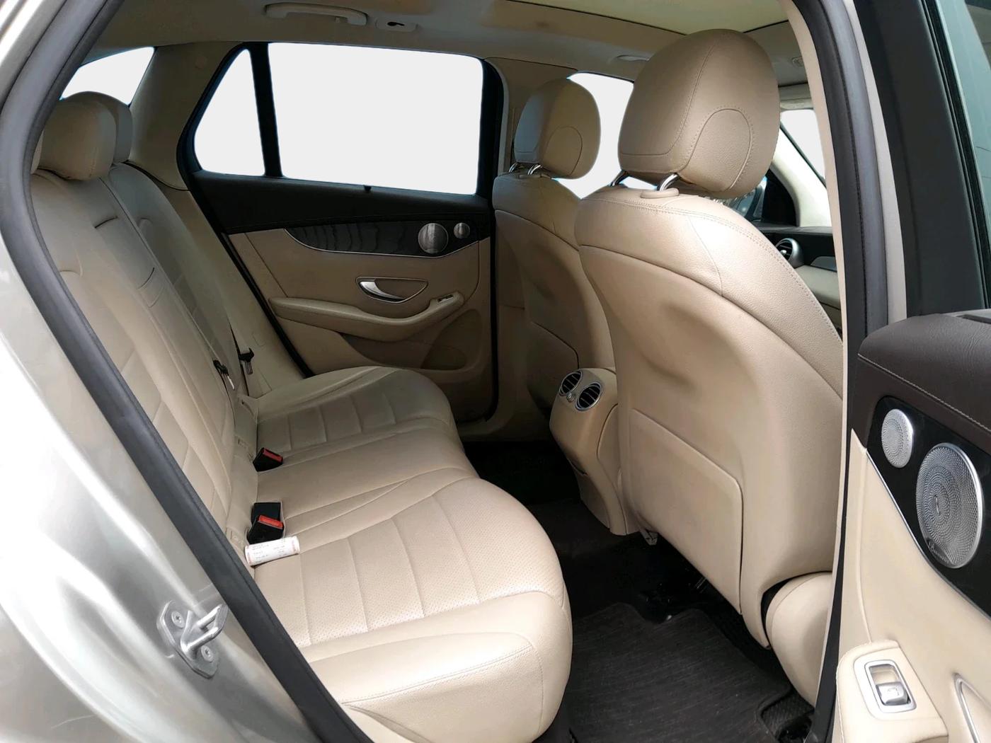 2019 Mercedes Benz GLC CLASS 220 D 4 MATIC, Diesel, Automatic, 90,000 km, interior
