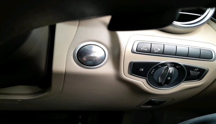 2019 Mercedes Benz GLC CLASS 220 D 4 MATIC, Diesel, Automatic, 90,000 km, interior