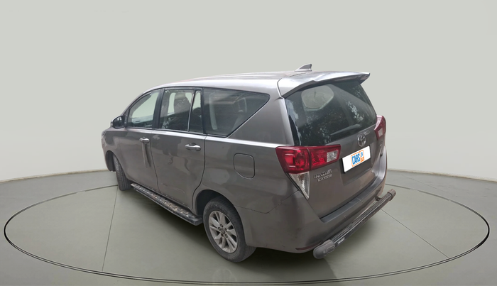 2017 Toyota Innova Crysta 2.4 G 7 STR, Diesel, Manual, 1,22,976 km, exterior