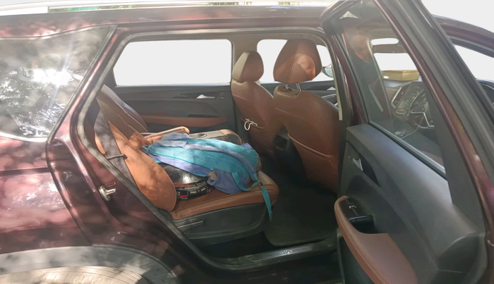 2021 MG HECTOR PLUS SHARP 2.0 DIESEL TURBO MT 6-STR, Diesel, Manual, 76,702 km, interior