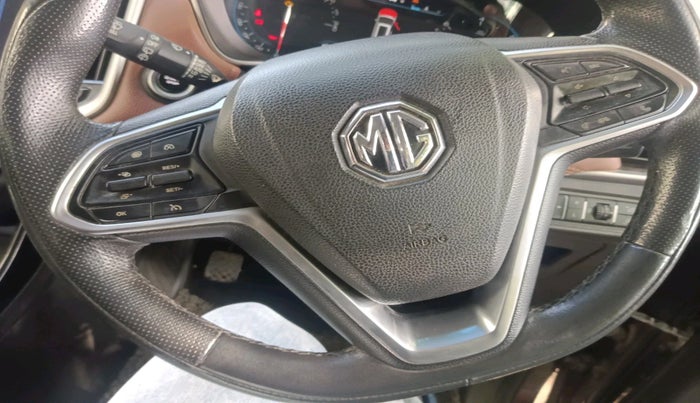 2021 MG HECTOR PLUS SHARP 2.0 DIESEL TURBO MT 6-STR, Diesel, Manual, 76,702 km, interior