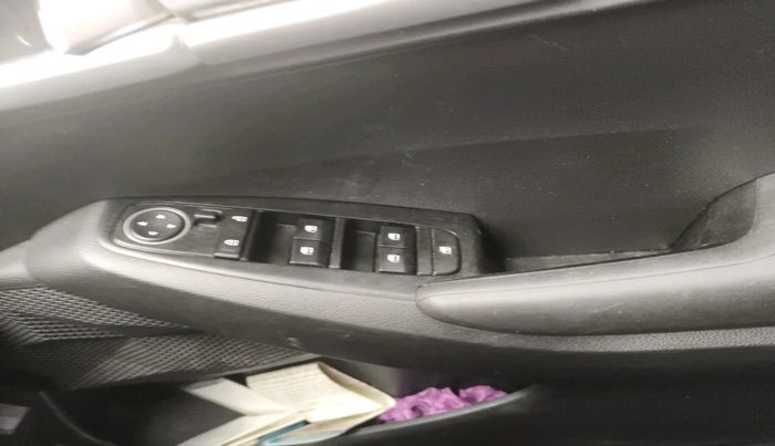 2023 KIA SELTOS HTK 1.5 DIESEL IMT, Diesel, Manual, 40,514 km, interior