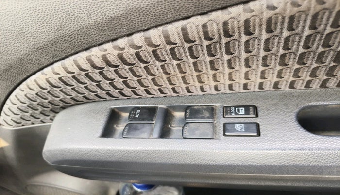 2013 Maruti Ritz VXI, Petrol, Manual, 38,391 km, interior