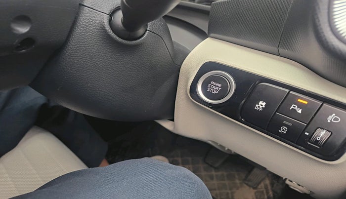 2025 KIA SONET HTK PLUS 1.2 PETROL MT, Petrol, Manual, 1,822 km, interior