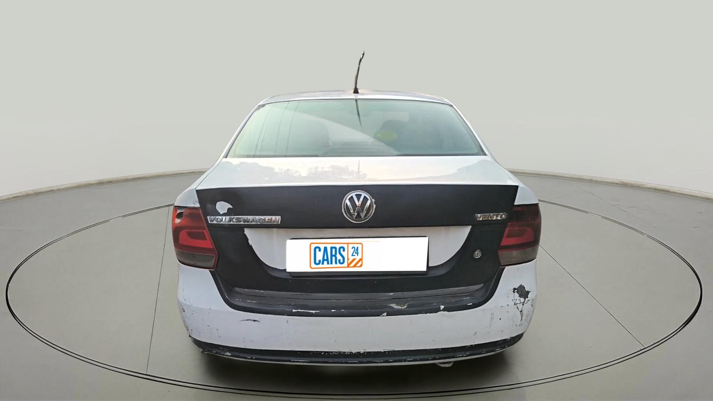 2010 Volkswagen Vento COMFORTLINE 1.6, Petrol, Manual, 65,542 km, exterior