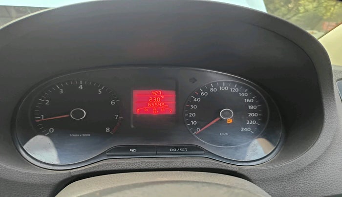 2010 Volkswagen Vento COMFORTLINE 1.6, Petrol, Manual, 65,542 km, interior