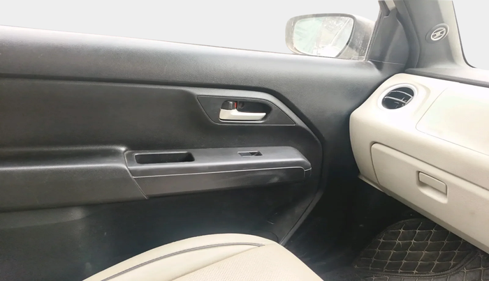 2019 Maruti New Wagon-R ZXI 1.2, Petrol, Manual, 58,372 km, interior