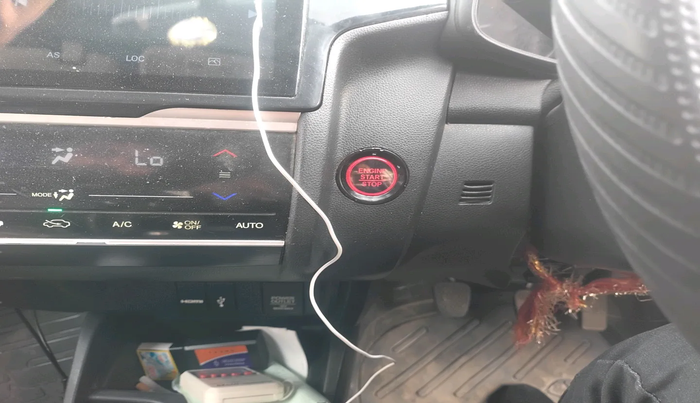 2017 Honda WR-V 1.5L I-DTEC VX MT, Diesel, Manual, 1,12,928 km, interior