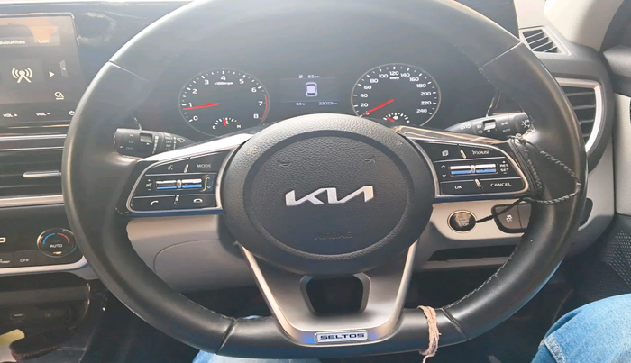 2021 KIA SELTOS HTX 1.5 PETROL, Petrol, Manual, 23,023 km, interior