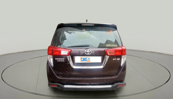 2022 Toyota Innova Crysta 2.7 VX 7 STR, Petrol, Manual, 45,060 km, exterior