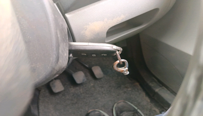 2019 Tata Tiago XT PETROL, Petrol, Manual, 82,203 km, interior