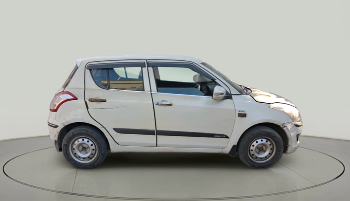 2014 Maruti Swift LXI, Petrol, Manual, 72,461 km, exterior