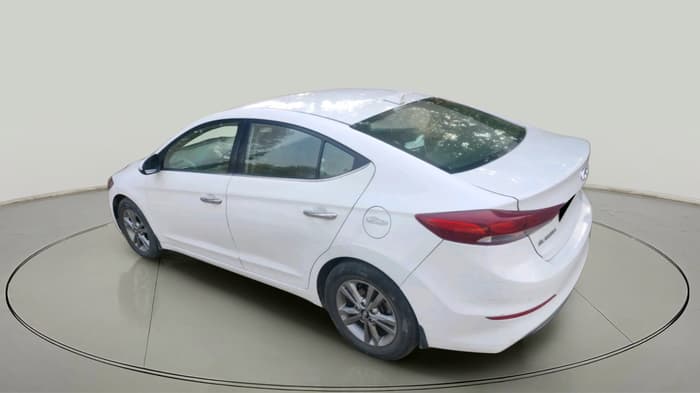 2017 Hyundai New Elantra 1.6 SX (O) MT DIESEL, Diesel, Manual, 82,728 km, exterior