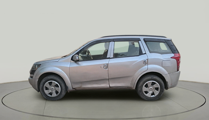 2014 Mahindra XUV500 W4, Diesel, Manual, 1,11,297 km, exterior