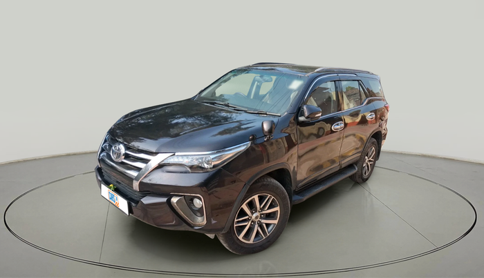 2017 Toyota Fortuner 2.8 4X4 AT, Diesel, Automatic, 2,56,000 km, exterior