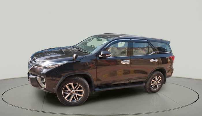 2017 Toyota Fortuner 2.8 4X4 AT, Diesel, Automatic, 2,56,000 km, exterior